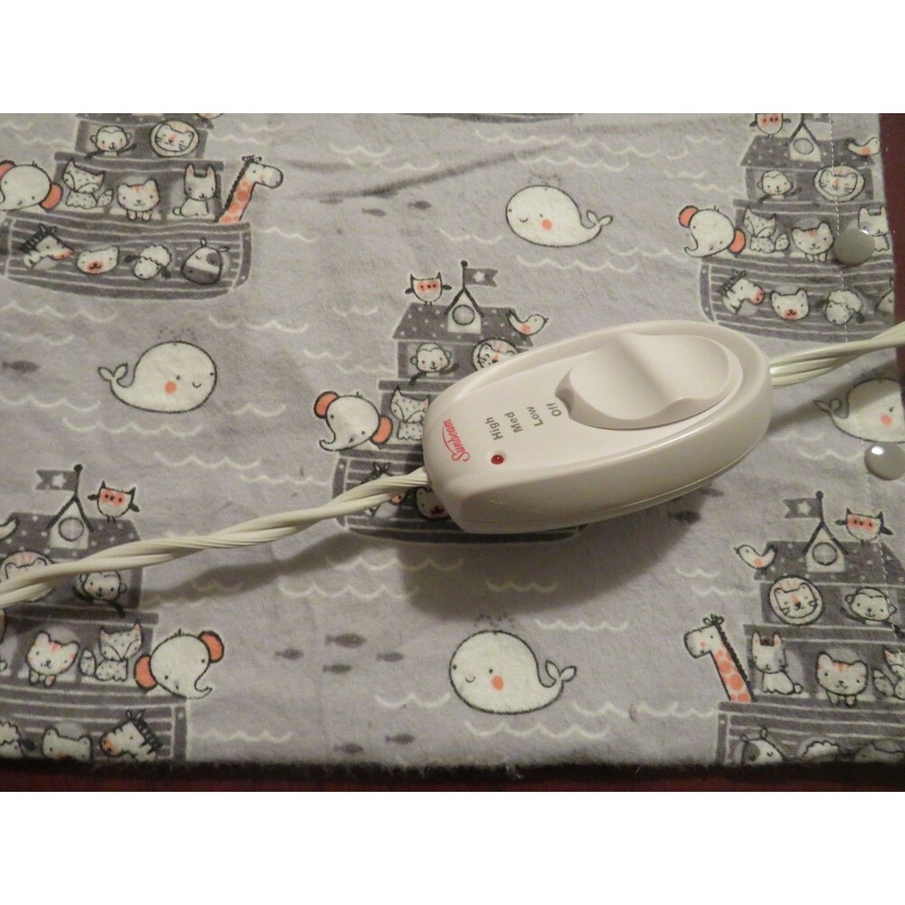 Heating Pad Cover, 12 x 15, Soft Gray Flannel With Noah's Ark, 3 Snap Closure
